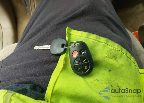 2007 Toyota Sienna Le z USA, uszkodzony, nr VIN 5TDZK23C67S013099